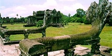 Decoración con hidras, Angkor, Camboya