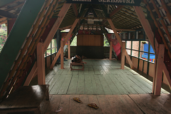 Sala de reuniones comunal, Copi River, Jogyakarta, Indonesia
