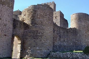 Entrada principal al castillo, Huesca
