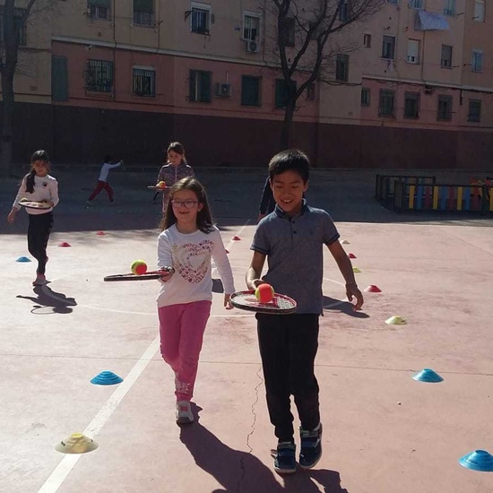Tenis 1º y 2º.  8