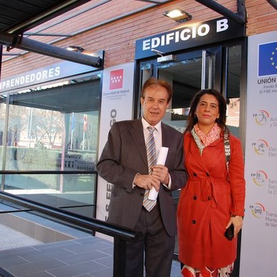 Inayguración aula de emprendimiento 21