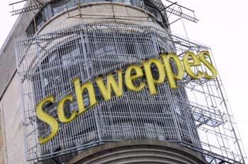 Anuncio de Schweppes, Madrid