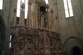 Interior de la Catedral de Castelló d´Empuries, Gerona