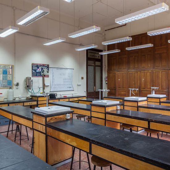 IES_ISABELLACATOLICA_EDIFICIO_023