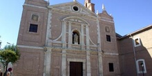 Fachada de iglesia