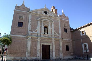 Fachada de iglesia