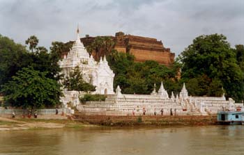Pagoda inacabada de Mingun, Myanmar