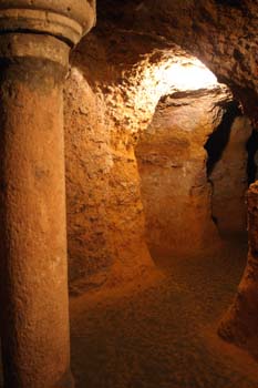 Cueva de la Casa de Medrano, Argamasilla de Alba, Ciudad Real; C