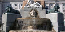 Fuente de la Plaza de Oriente, Madrid