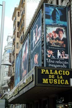 Cines Palacio de la Música en calle Gran Vía, Madrid