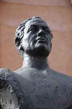 Busto de  Rubén Darío