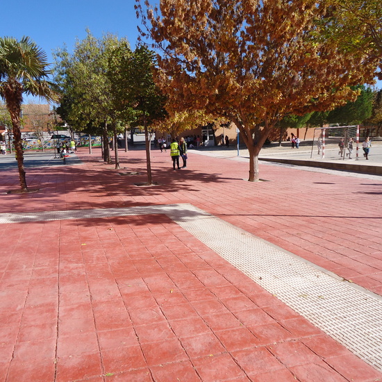 FOTOS SOLADO PATIO 7