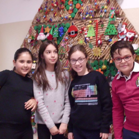 NOS FELICITAMOS NAVIDAD EN EL HOSTOS 30