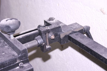 Soporte para la plantilla en un torno de carpintero