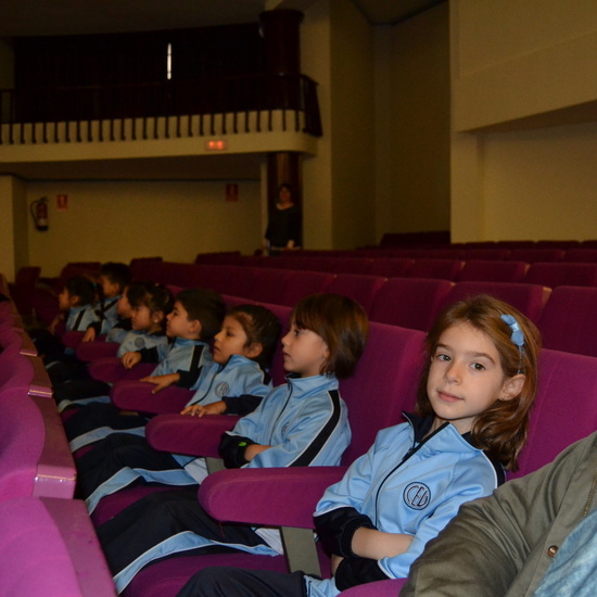 TEATRO LA CHARLOJA. “KAMELOT” 16