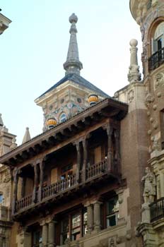 Balcón en la Plaza de Canalejas, Madrid