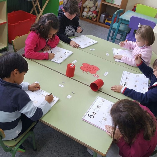 2017_11_INFANTIL 5C DESCOMPONIENDO NUMEROS 12