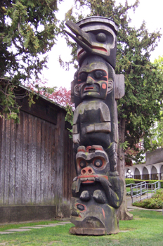 Totem, Parque Thunder Bird, Victoria