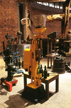 Encorchadora automática, Museo de la Sidra de Asturias, Nava