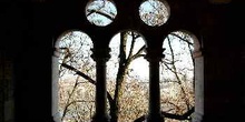 Ventana en la galería del Bastión de los Pescadores, Budapest, H