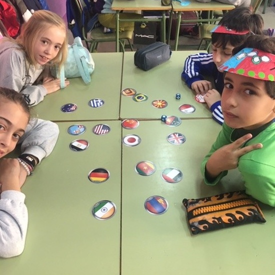 Taller de Banderas. 13