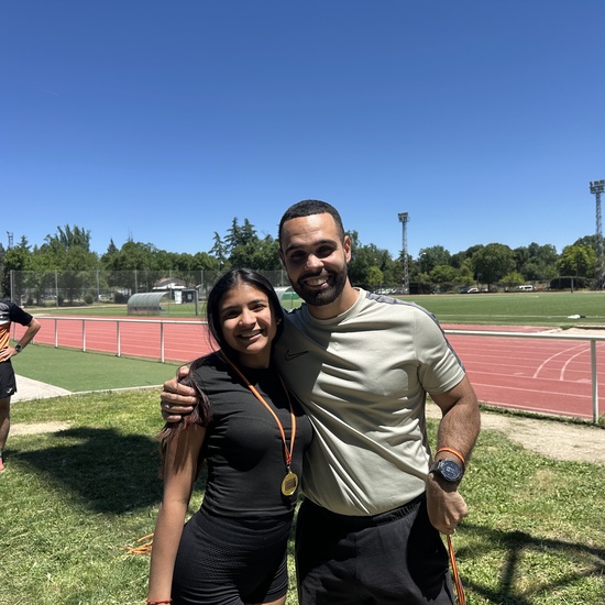 Campeona salto altura fem.jpg