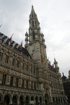 El Ayuntamiento en la Grand Place, Bruselas, Bélgica