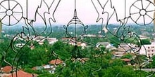 Detalle de decoración de verja en Patuxai. Vientiane