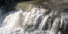 Salto de agua en un río del Barranco de Gorgonchón, Huesca