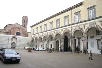 Sede de la Provincia, Lucca