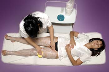 Masaje y mascarilla corporal: humectación de mascarilla