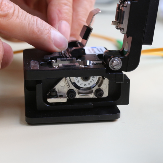 Cortadora de fibra optica