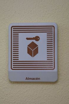 Cartel: Almacén