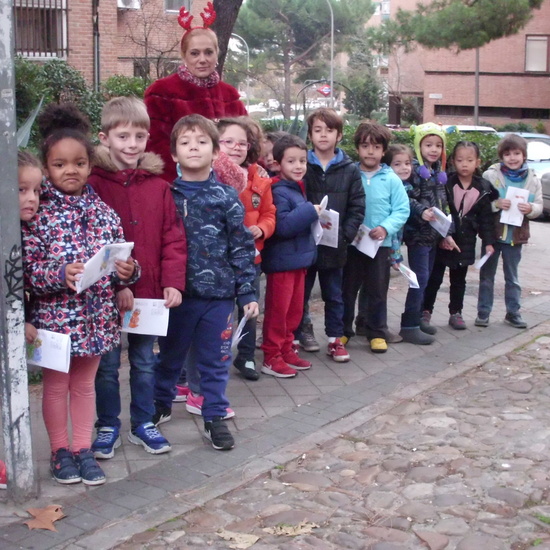 SOLIDARIDAD EN NAVIDAD EN EL HOSTOS 4
