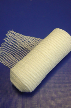 Venda de gasa orillada