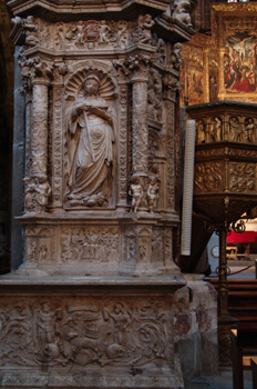 Detalle de una columna, Catedral de ávila, Castilla y León