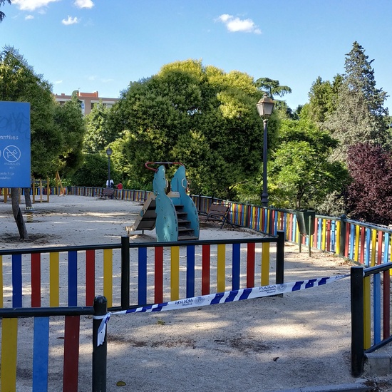 La pandemia en los parques infantiles2 1