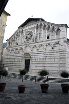 Duomo San Andrea, Carrara