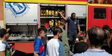 Visita de los bomberos a nuestro centro 9