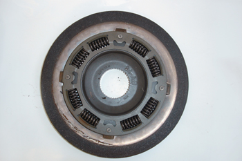 Convertidor de par. Detalle del embrague de puenteo