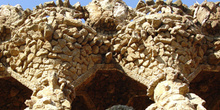 Balcones de piedra, Parque Güell, Barcelona