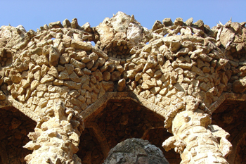 Balcones de piedra, Parque Güell, Barcelona