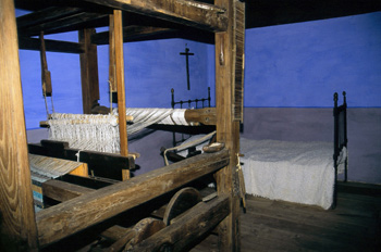 Casa de campesinos (s.XIX): Habitación con telar, Museo del Pueb