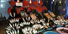Pescado del Mar de Mármara, Barrio Kumkapi, Estambul, Turquía