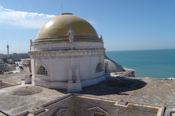 Cúpula de tejas doradas, Catedral de Cádiz, Andalucía