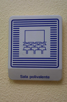 Cartel: Sala Polivalente