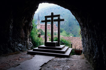 Santuario de la Virgen de Covadonga