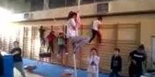 Actividad Gimnasia Deportiva - Trabajo con espalderas, cuerda y aros