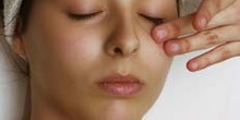 Limpieza facial: frotación en forma de ocho
