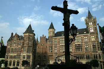 Vista de la Jordaenskaai desde el Castillo de Steen, Amberes, Bé